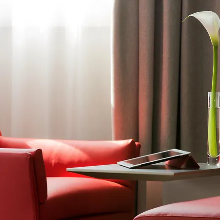 Pullman Paris La Defense Hotel