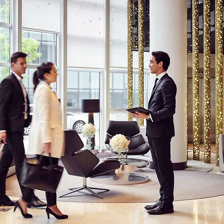 Pullman Paris La Defense 5* Courbevoie