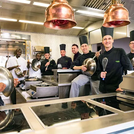 酒店 铂尔曼巴黎德芬斯度假酒店