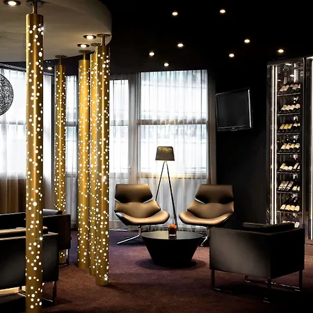 Pullman Paris La Defense Szálloda Courbevoie