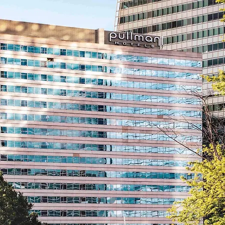 Pullman Paris La Defense 5* Κουρμπεβουά