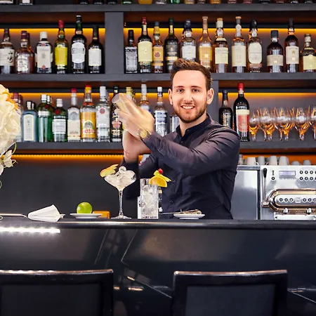 铂尔曼巴黎德芬斯度假酒店 酒店