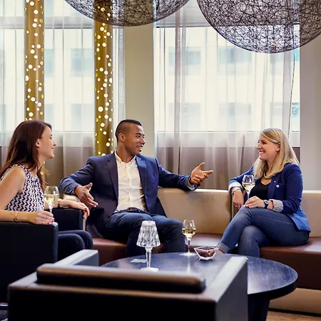 铂尔曼巴黎德芬斯度假酒店 酒店 库尔布瓦