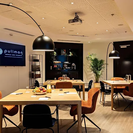 Szálloda Pullman Paris La Defense