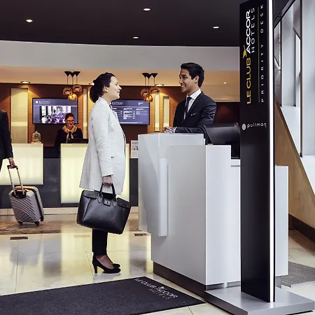 Hotel Pullman Paris La Défense Courbevoie