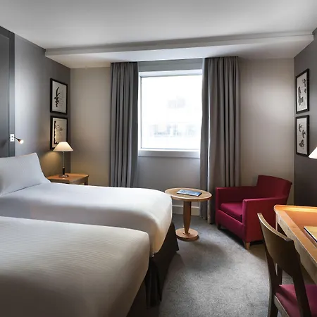 铂尔曼巴黎德芬斯度假酒店 5*