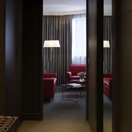 酒店 铂尔曼巴黎德芬斯度假酒店 5*