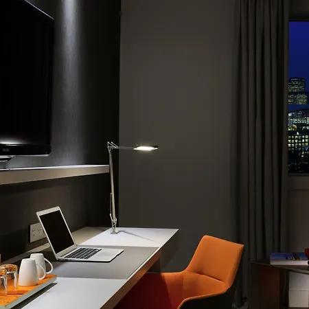 プルマン パリ ラ デファンス クルブヴォア