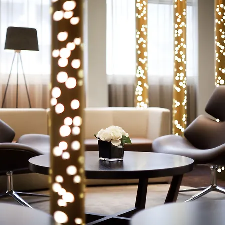 Hotel Pullman Paris La Défense 5*