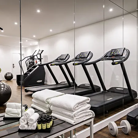 酒店 铂尔曼巴黎德芬斯度假酒店 5*