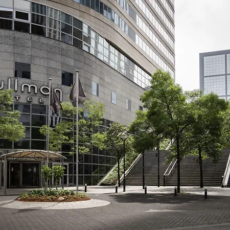 ホテル プルマン パリ ラ デファンス