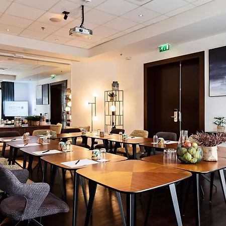 Pullman Paris La Defense 5* Courbevoie