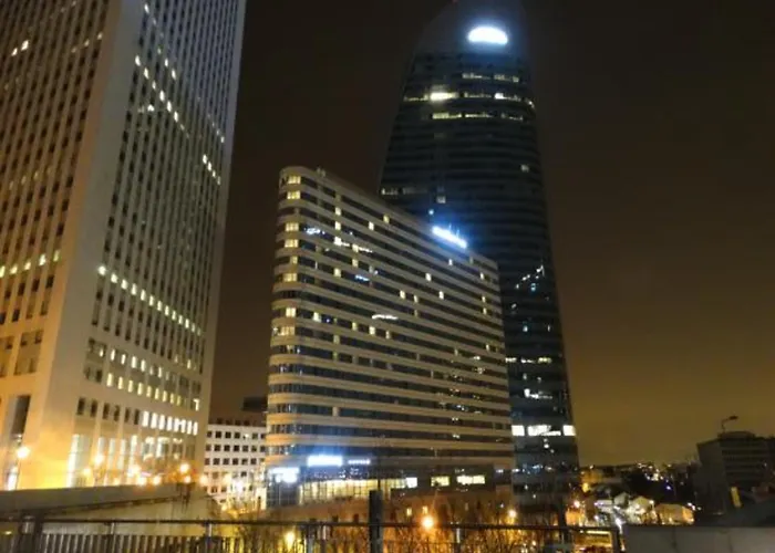 Pullman Paris La Défense Hotel