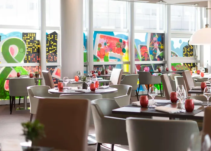 Pullman Paris La Defense Hotel