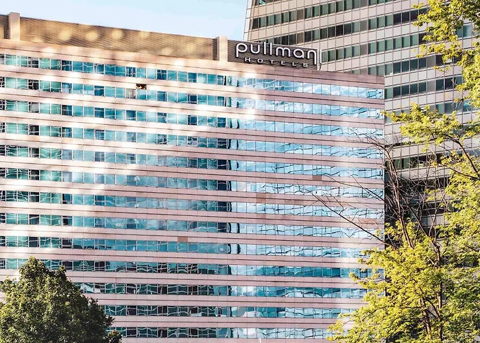 Pullman Paris La Défense 5* Courbevoie