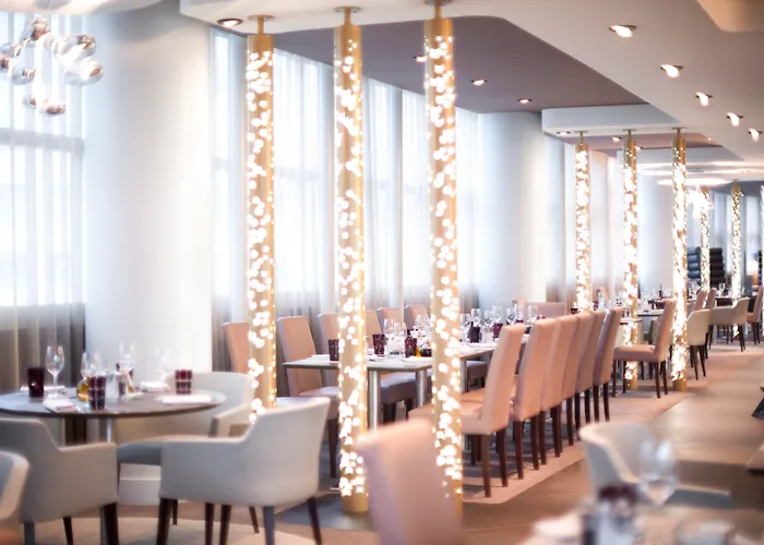 Pullman Paris La Defense Hotel