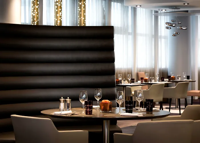 Pullman Paris La Défense Hotel Courbevoie