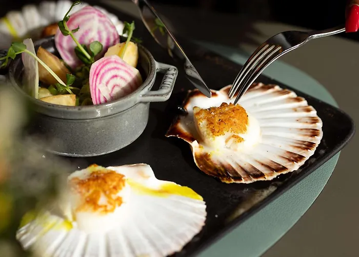 Pullman Paris La Défense 5*