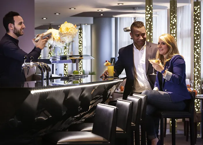 Pullman Paris La Defense Hotel