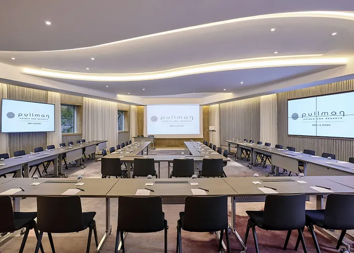 Hotel Pullman Paris La Défense Courbevoie