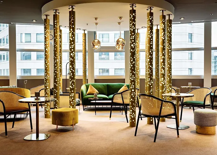 Pullman Paris La Défense 5*