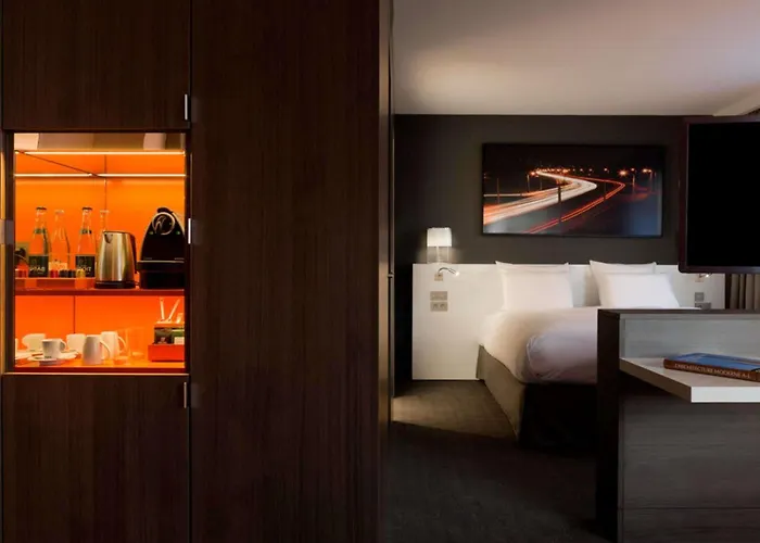Pullman Paris La Defense Hotel