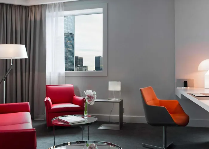 Pullman Paris La Defense Hotel