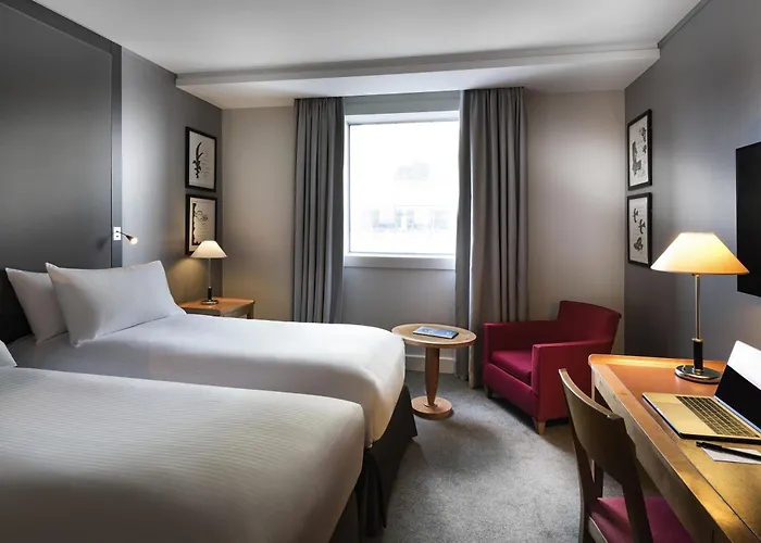 Pullman Paris La Défense Hotel Courbevoie